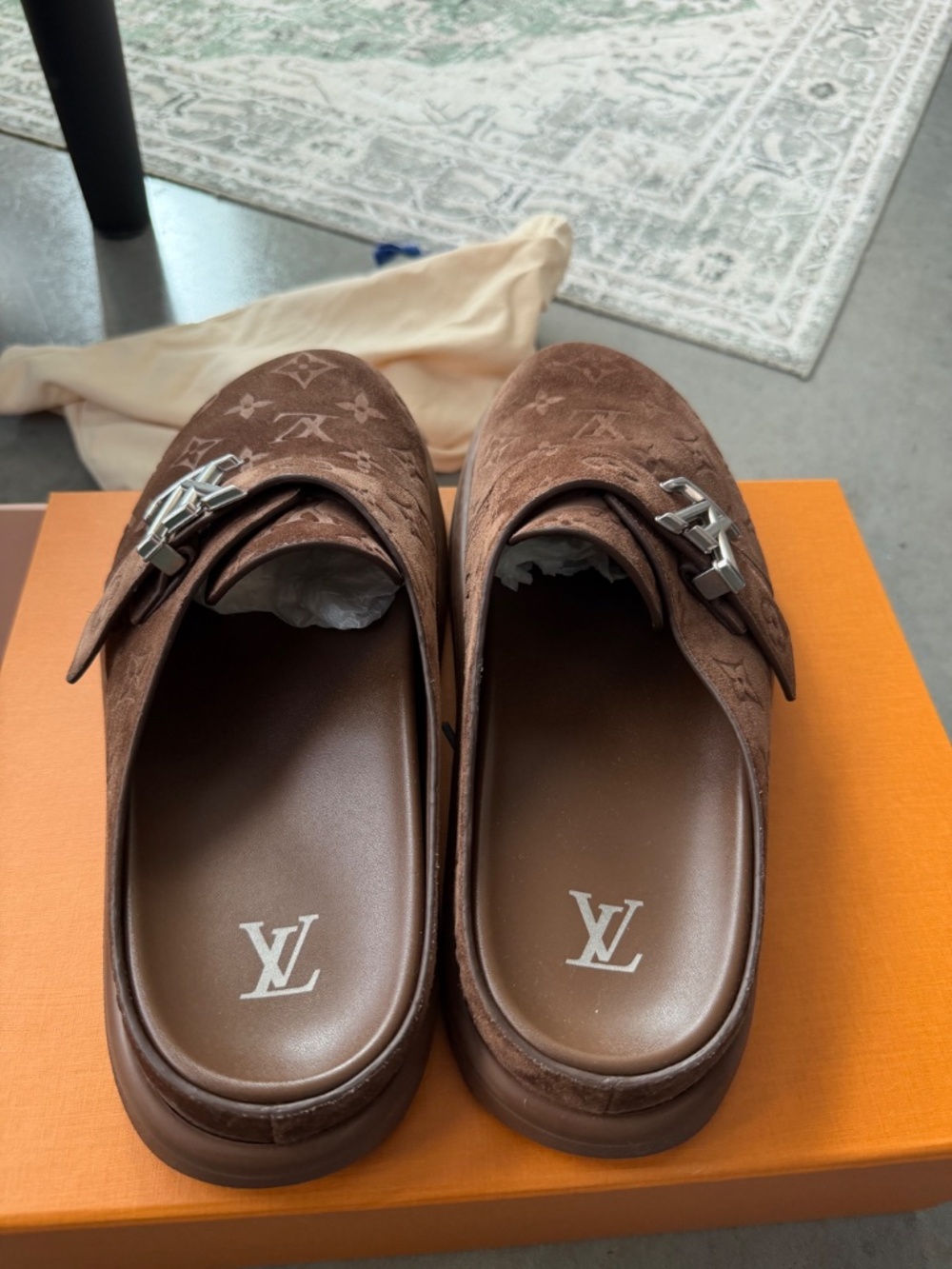 Louis Vuitton Easy Mule - Picture 3 of 4